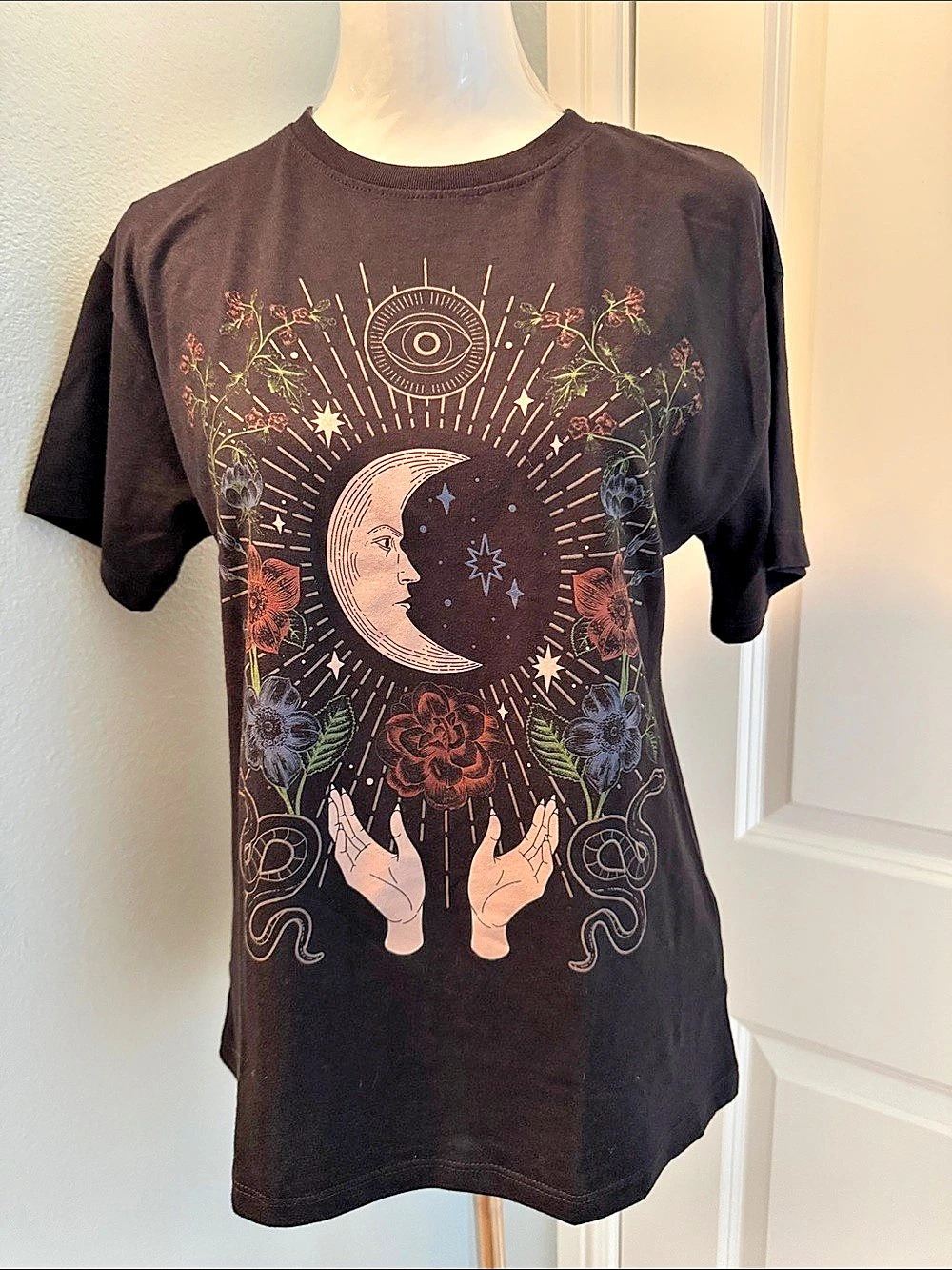Hybrid Graphic Tee in Black Size Small NWT